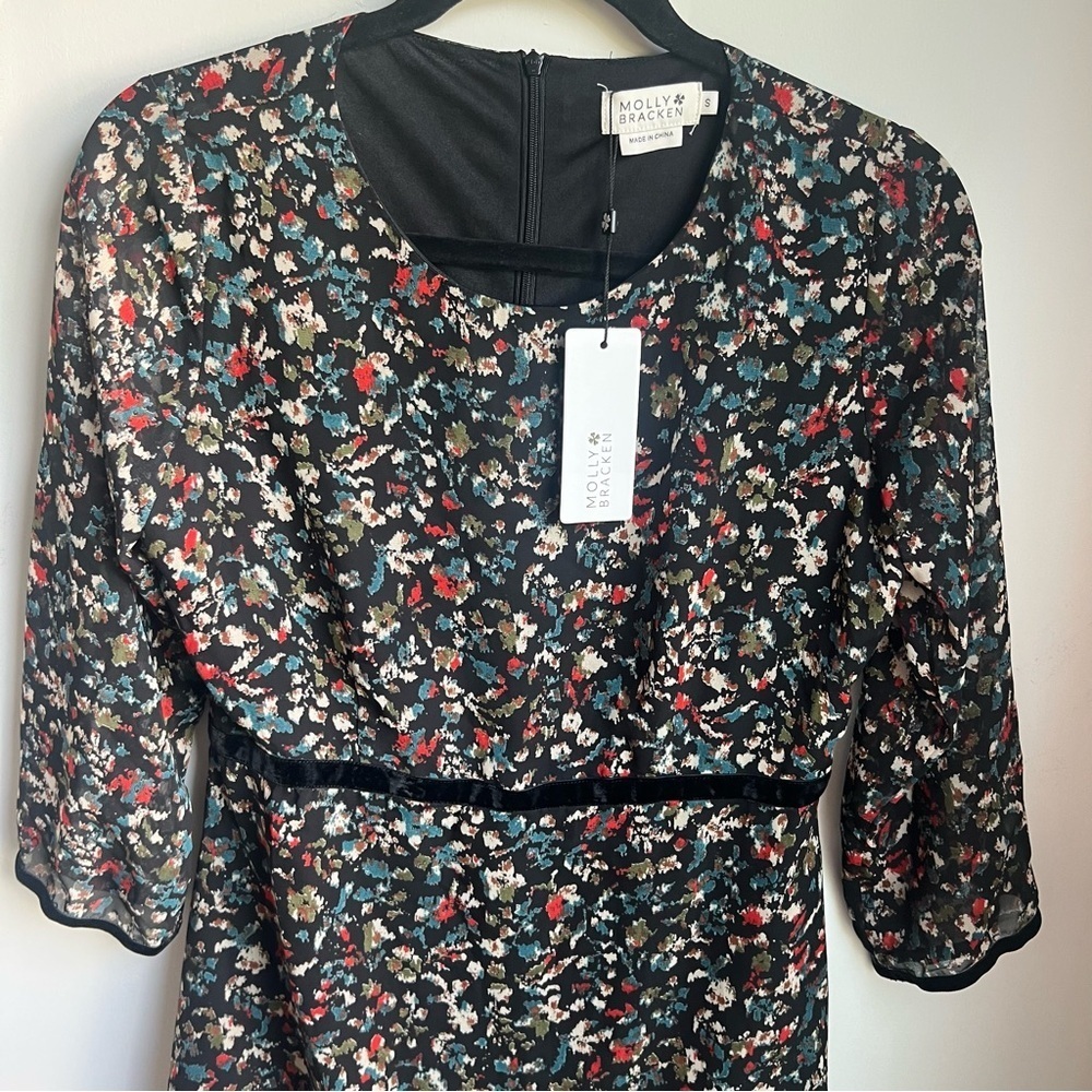 NWT Molly Bracken Dress with 3/4 Sleeves and Crew Neck - Small - Picture 6 of 16
